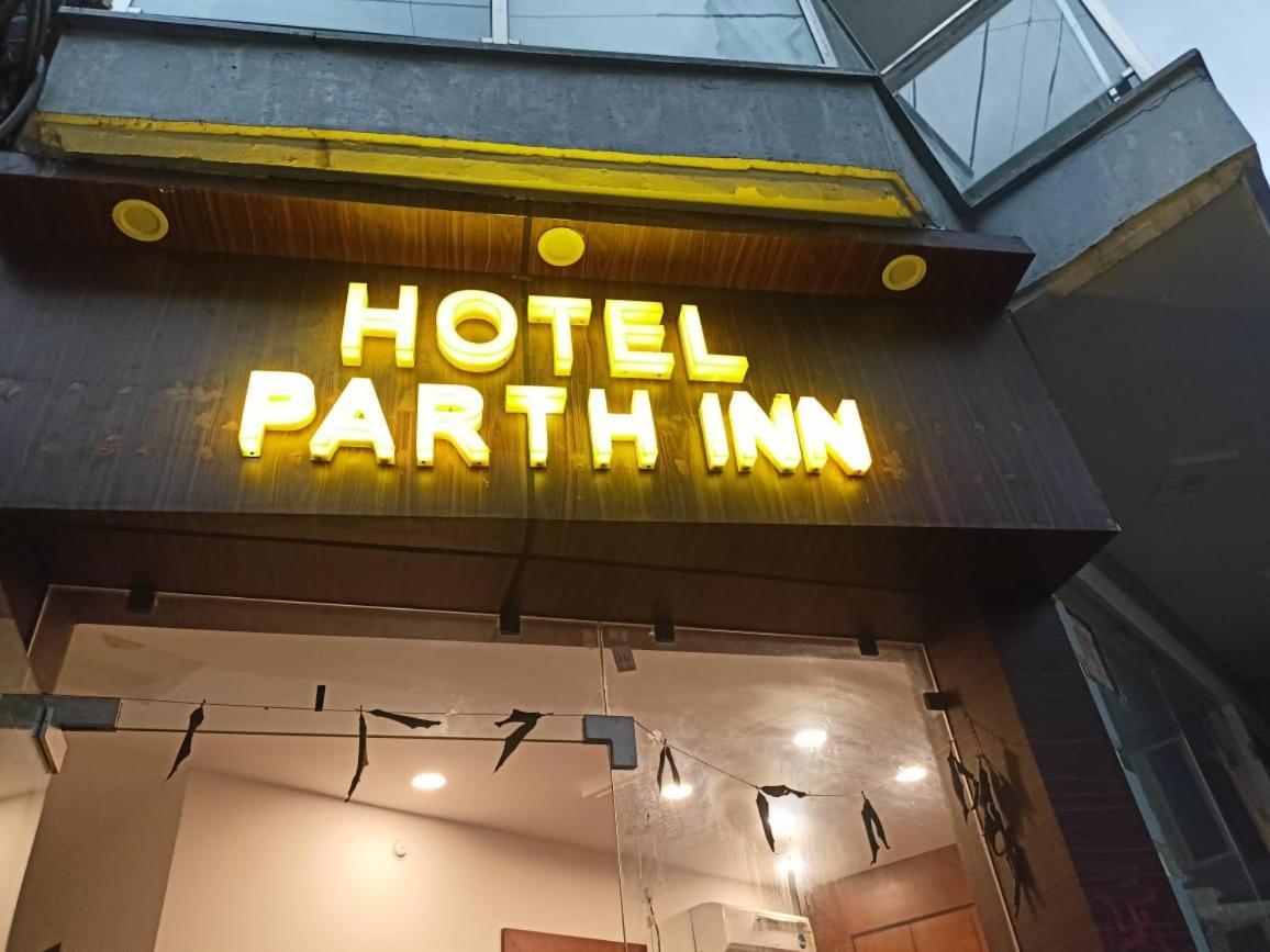 Hotel Parth Inn Ришикеш Экстерьер фото